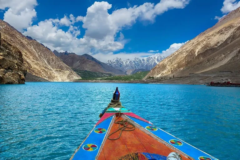 Discover Hunza: Must-Visit Destinations for a Memorable Holiday